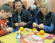 Messy Church Christingle 9th December 2018